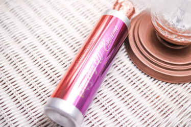 【エクソソーム2種×炭酸】年齢サインに2段式アプローチ「クラッキングWエクソソーム」作用メカニズム-01